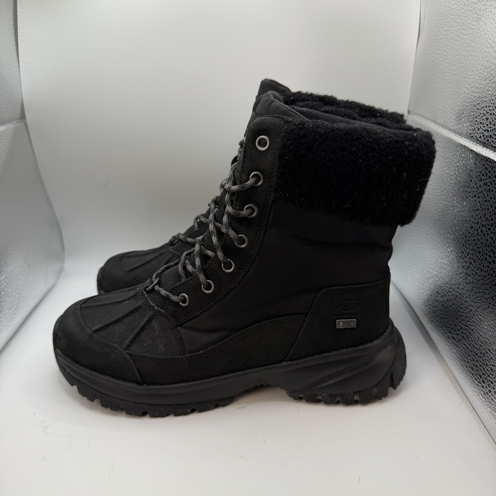 UGG YOSE FLUFF  HIKER BLACK WATERPROOF LEATHER SHORT SNOW BOOTS SIZE 8 WOMEN